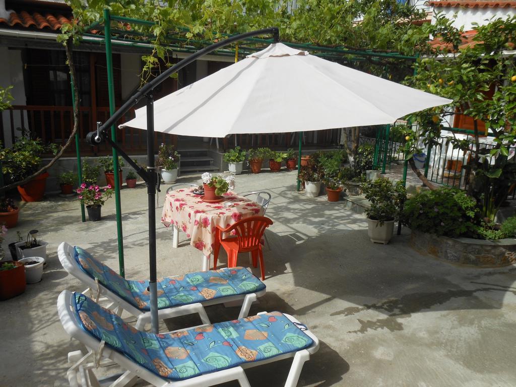 Pansion Giorgos & Rania Apartment Skiathos Room photo