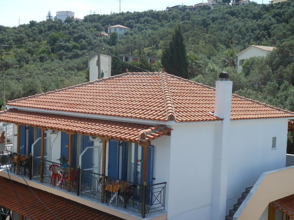 Pansion Giorgos & Rania Apartment Skiathos Room photo